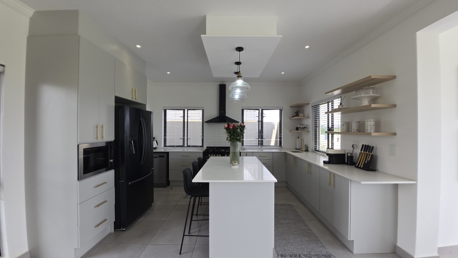 4 Bedroom Property for Sale in La Camargue Private Country Estate North West
